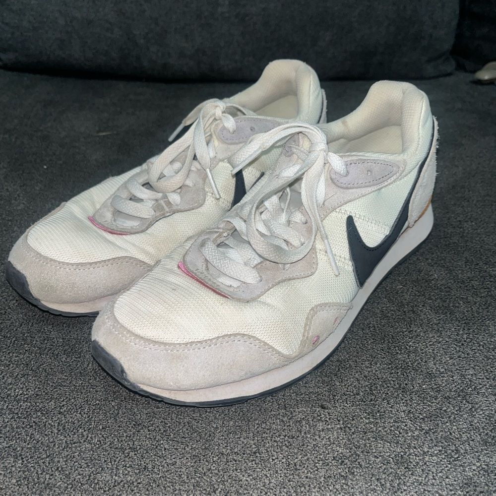 Nike Cream Sneakers